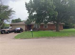 433 E Johnson St, Hewitt, TX 76643