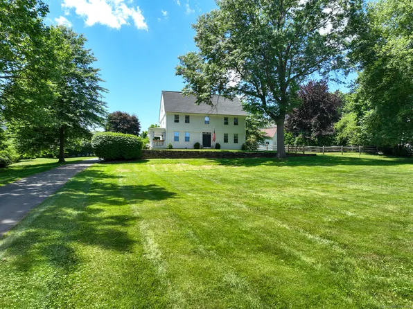253 North Main Street, West Hartford, CT 06107
