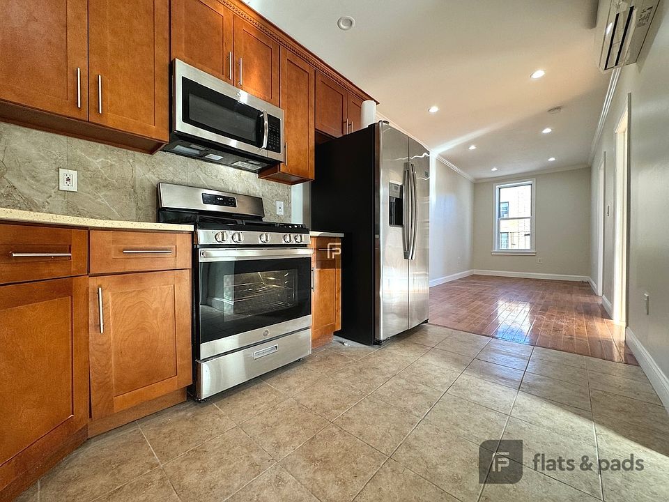 1st image of 660 Rogers Ave #2B