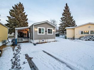 3 Parkview Ave, Red Deer, AB T4P1K1