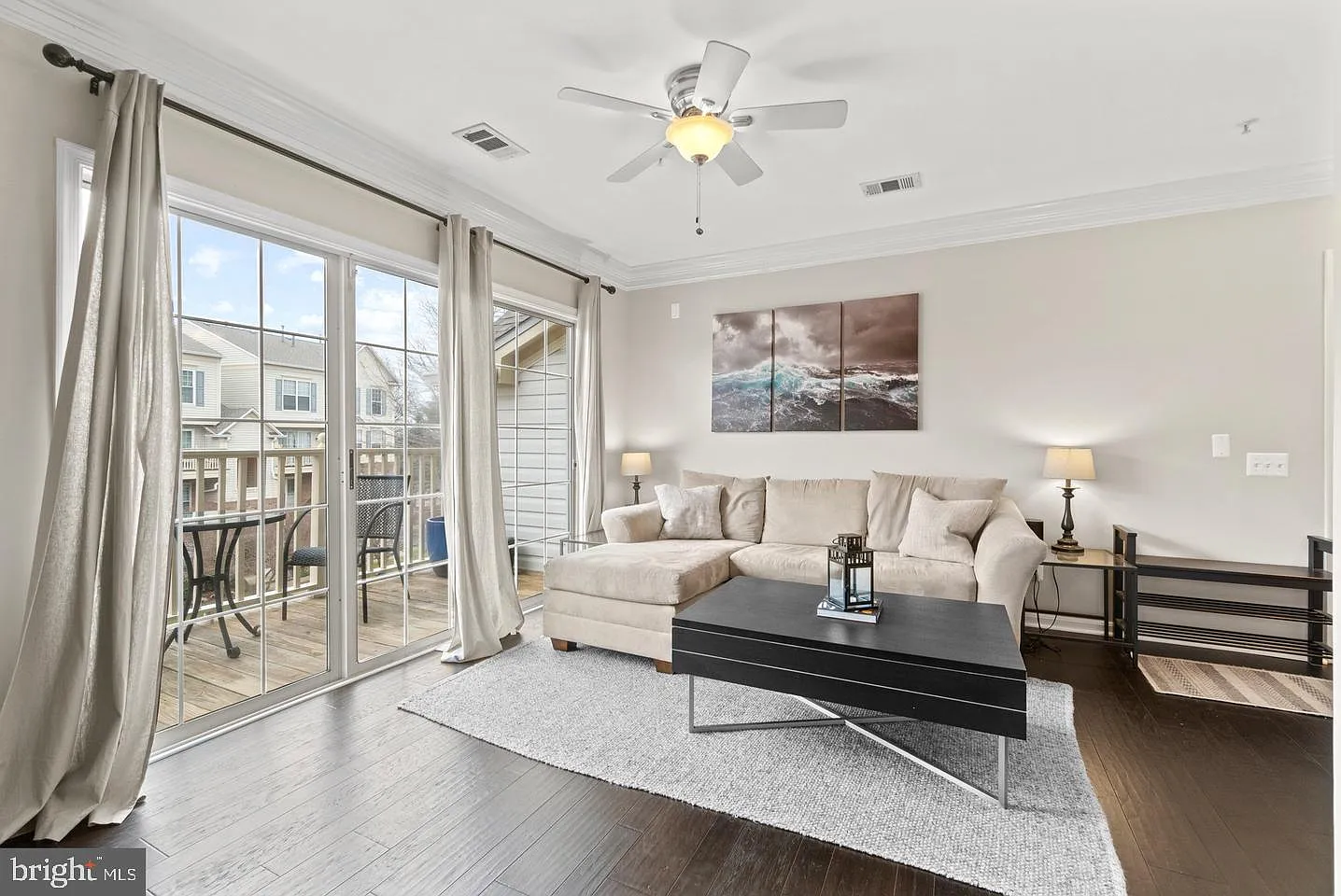 2 bed, 2.5 bath, 1204 sqft, $2,950 — Photo 3