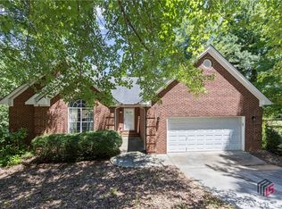 452 Fairway Dr, Athens, GA 30607
