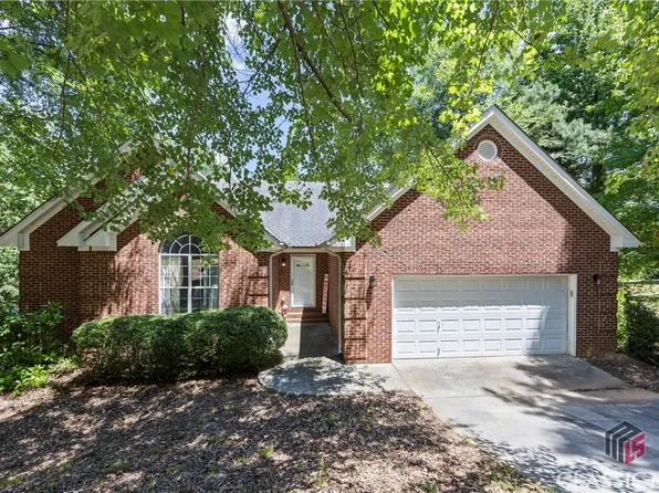 452 Fairway Drive, Athens, GA 30607