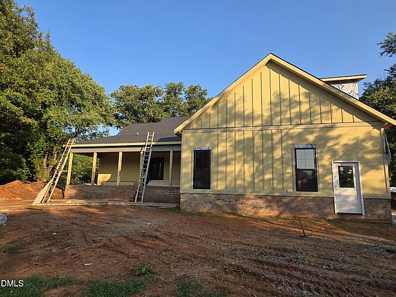 5th image of 2550 Millbrook Dr