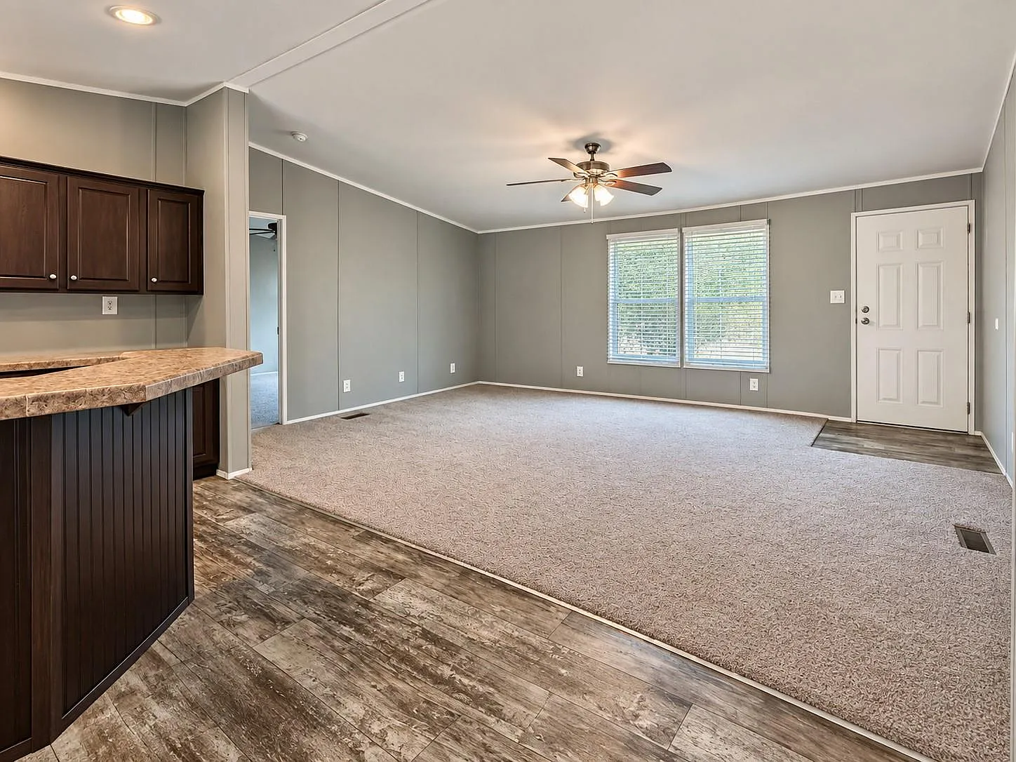 3 bed, 2.0 bath, 1512 sqft, $1,600 — Photo 3