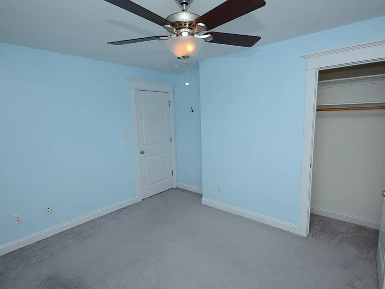 4116 Pretty Lake Ave — Photo 7