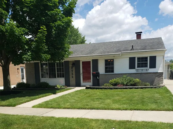8224 Milburn St, Westland, MI 48185