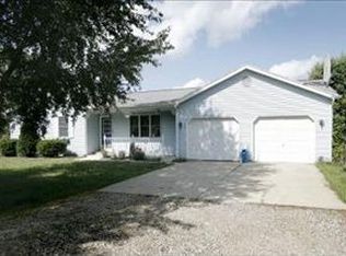 7767 N 48th St, Augusta, MI 49012