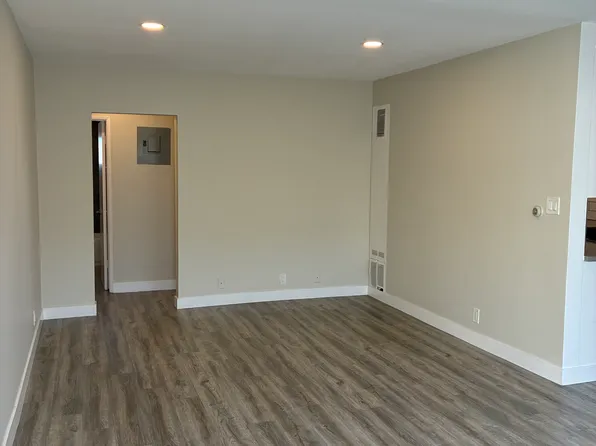 119 N Hayworth Ave #203, Los Angeles, CA 90048