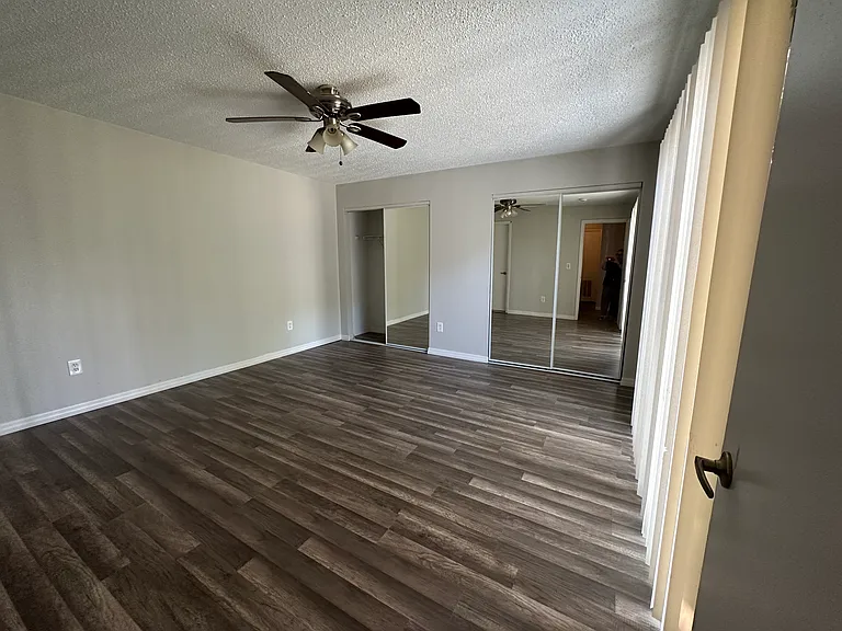 39 Springwood Sq — Photo 13