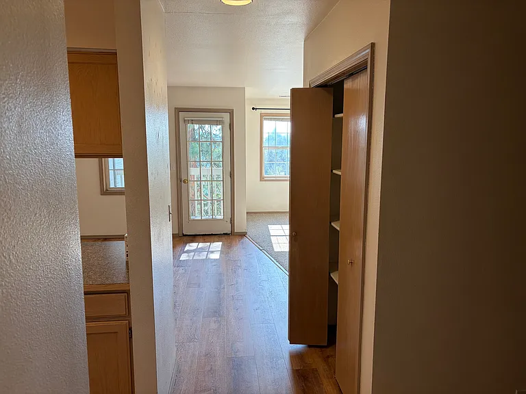 8353 N Village Dr — Photo 8