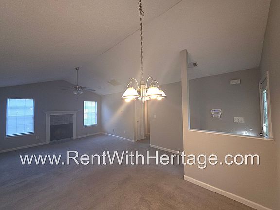 5th image of 1484 Cain Ct N