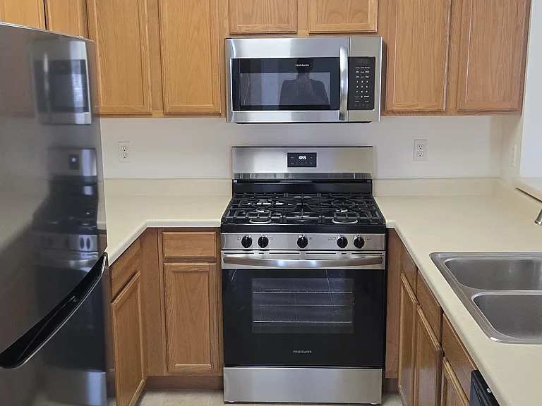 7283 Mabels Way — Photo 3