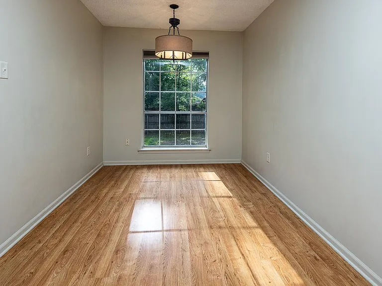 Breakfast nook