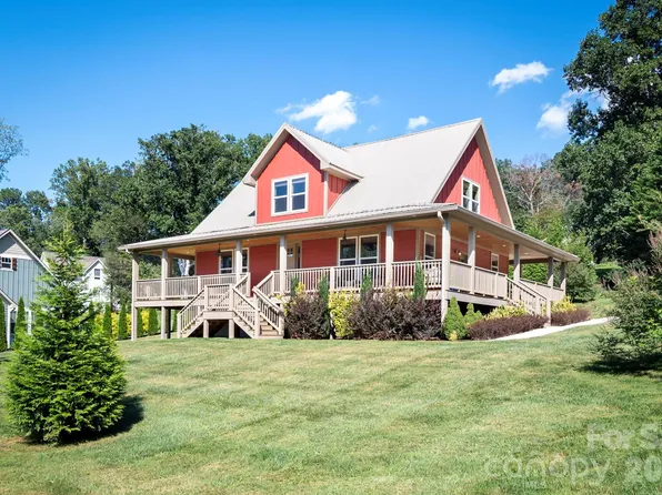 8 W Haven Ln, Arden, NC 28704