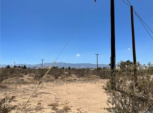 11881 Arizona Rd, Phelan, CA 92371