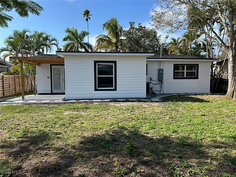 3835 Arlington St — Photo 43