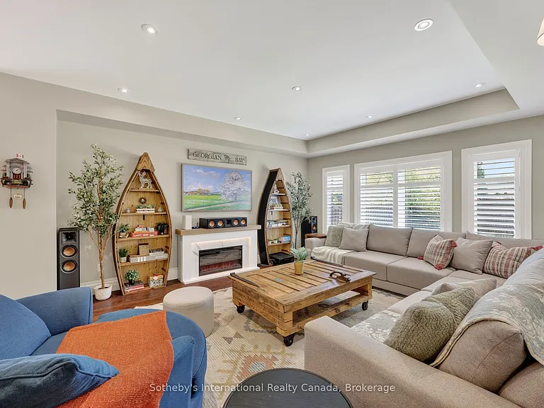 36 Kayla Cres — Photo 18