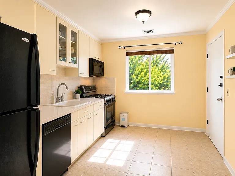 25 Bayberry Dr #3 — Photo 5