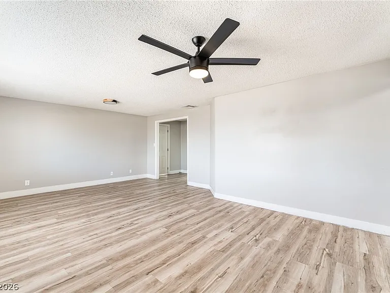 2129 N Michael Way — Photo 16