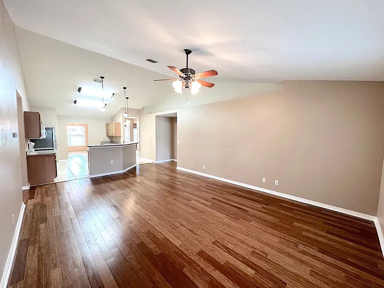 70 Pheasant Dr — Photo 25