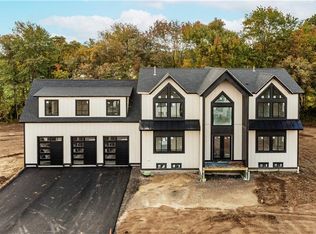 1497 Pippin Orchard Rd, Cranston, RI 02921