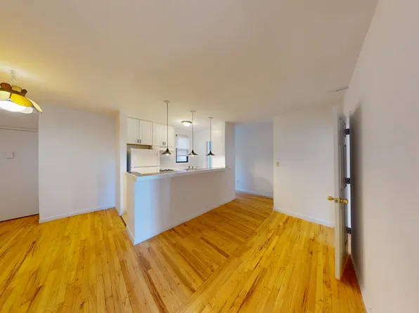 1238 2nd Avenue image 3 of 16