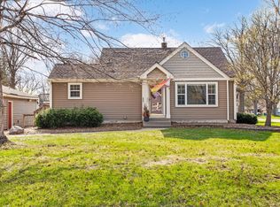 1435 Hampshire Ave N, Golden Valley, MN 55427