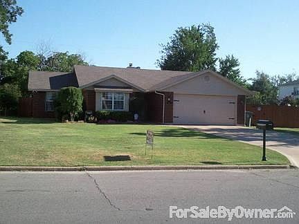 Front View
						:
						Big corner lot with plenty of parking!