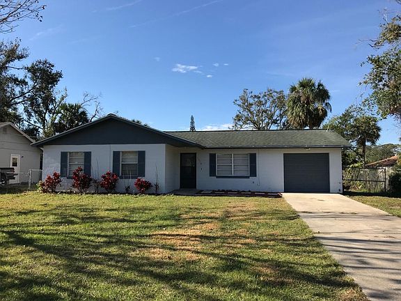 2nd image of 1078 Alta Dr