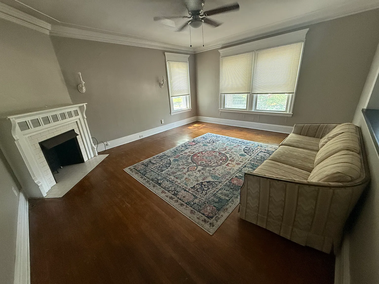 1 bed, 1000 sqft, $1,100 — Photo 2