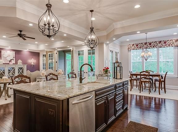 4th image of 16814 Coves Edge Ln