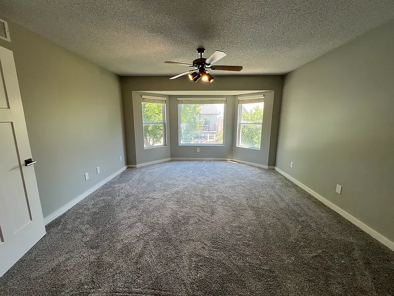 2213 E Myrtlewood Ct — Photo 105