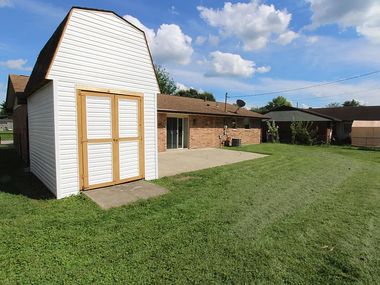 1529 Texas Dr — Photo 24