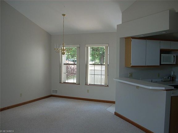 5th image of 125 S Bayshore Dr #2