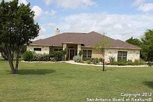1st image of 428 Berry Oaks Dr