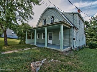 2722 Jackson St, Scranton, PA 18504