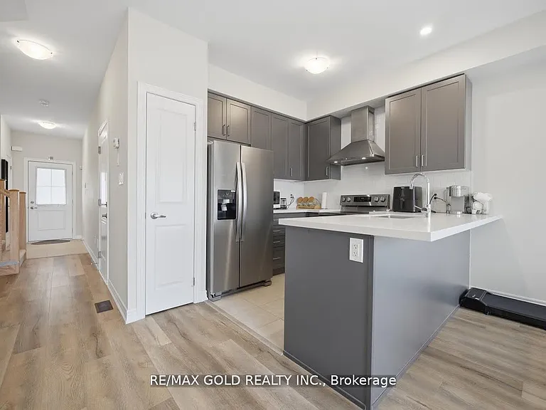 30 Mia Dr #2 — Photo 6
