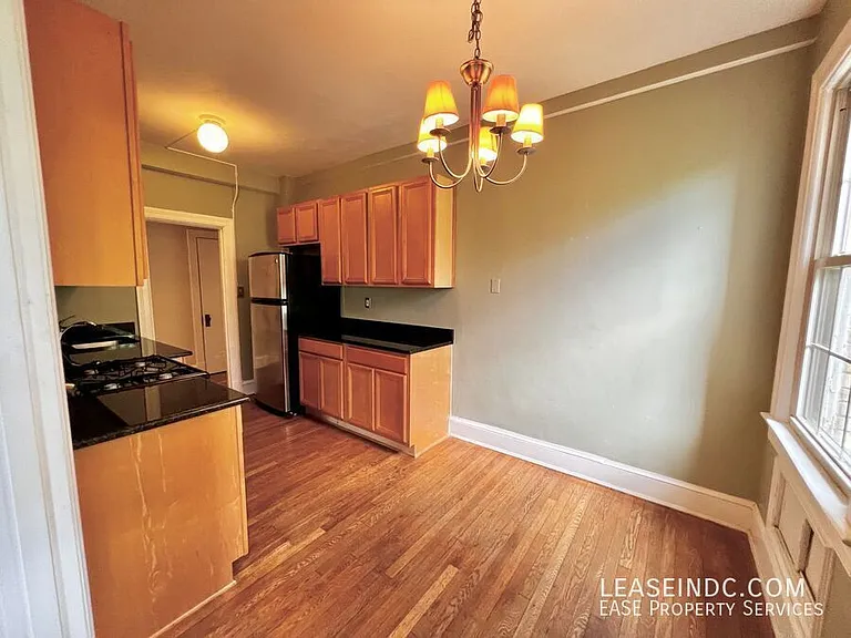 5402 Connecticut Ave NW #401 — Photo 8