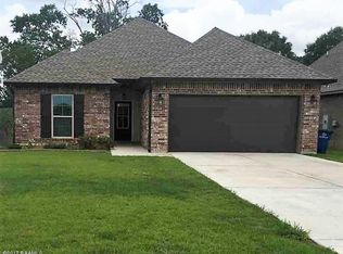 401 Flanders Ridge Dr, Youngsville, LA 70592