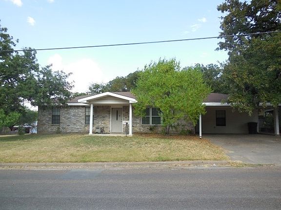 3rd image of 301 Park St