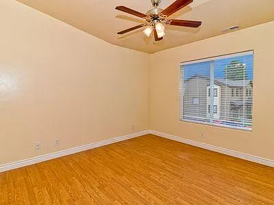 1495 E Payton Way — Photo 8