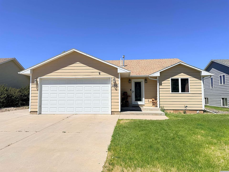 1st image of 2820 S 18th St