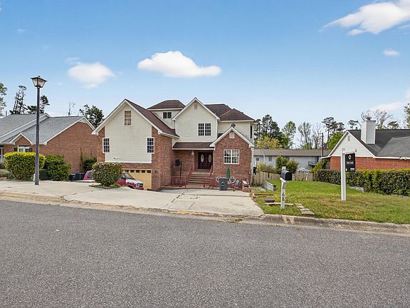 2nd image of 68 Woodlawn Ln
