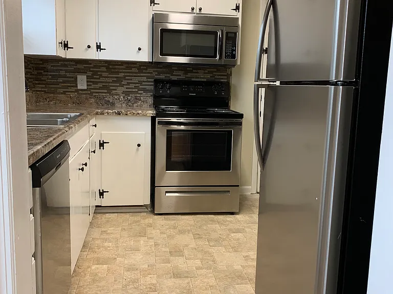 1604 Lucille St NW — Photo 15