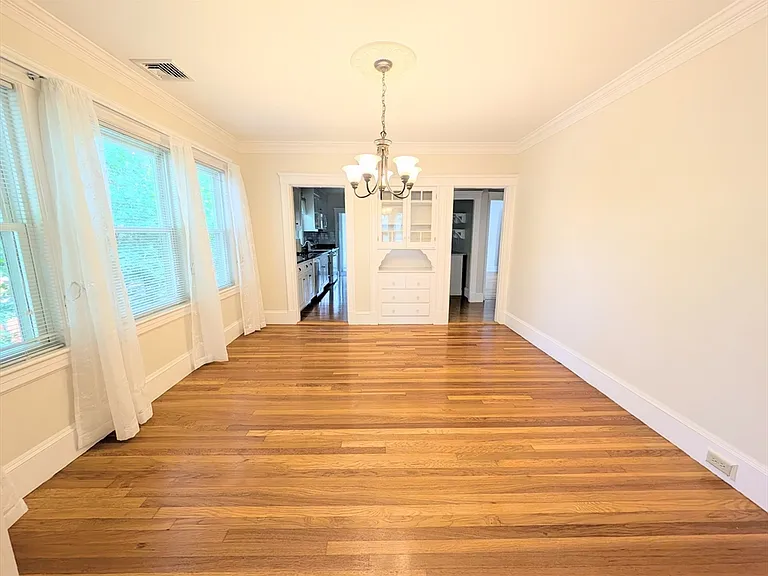 184 Parmenter Rd #2 — Photo 4