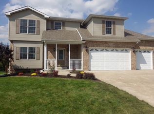 1011 Casey Dr, Minooka, IL 60447