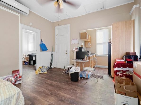 fort-wayne-indiana-73110350 picture