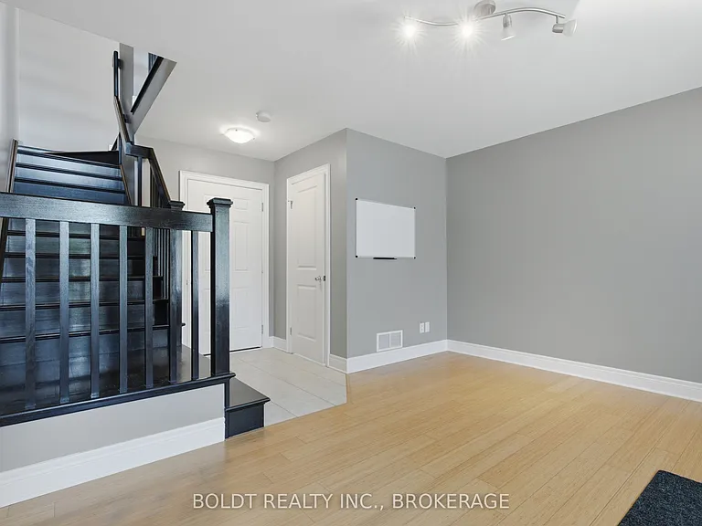 41 Durksen Dr — Photo 29