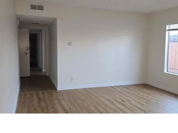 542 Hyde Park Pl, Inglewood, CA 90302